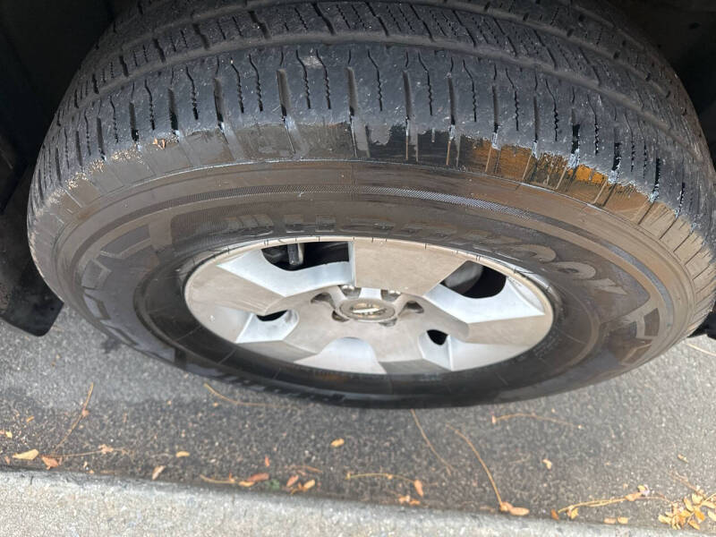 2005 Nissan Pathfinder SE