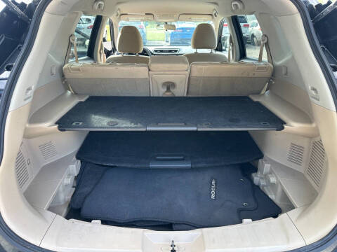 2016 Nissan Rogue SV