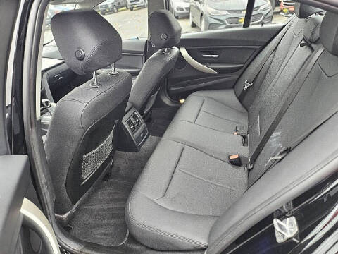 2018 BMW 3 Series 320i xDrive