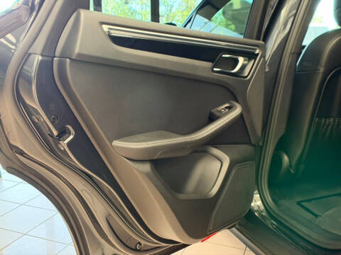 2018 Porsche Macan