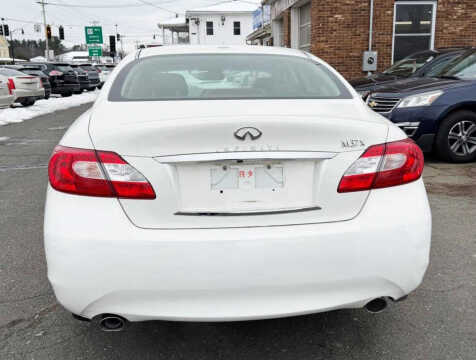 2011 Infiniti M37 x