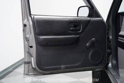 2000 Jeep Cherokee SE