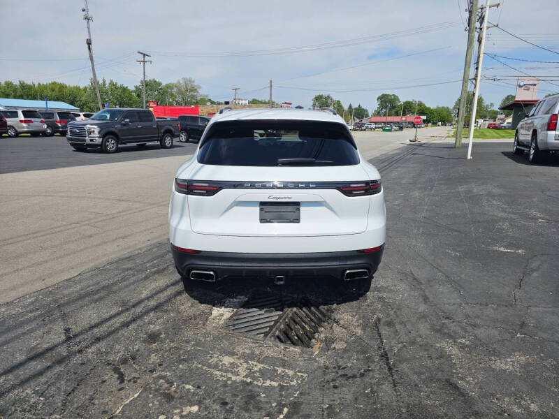 2022 Porsche Cayenne