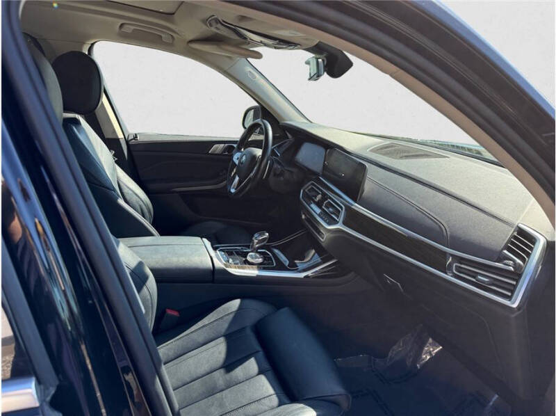 2019 BMW X7 xDrive40i