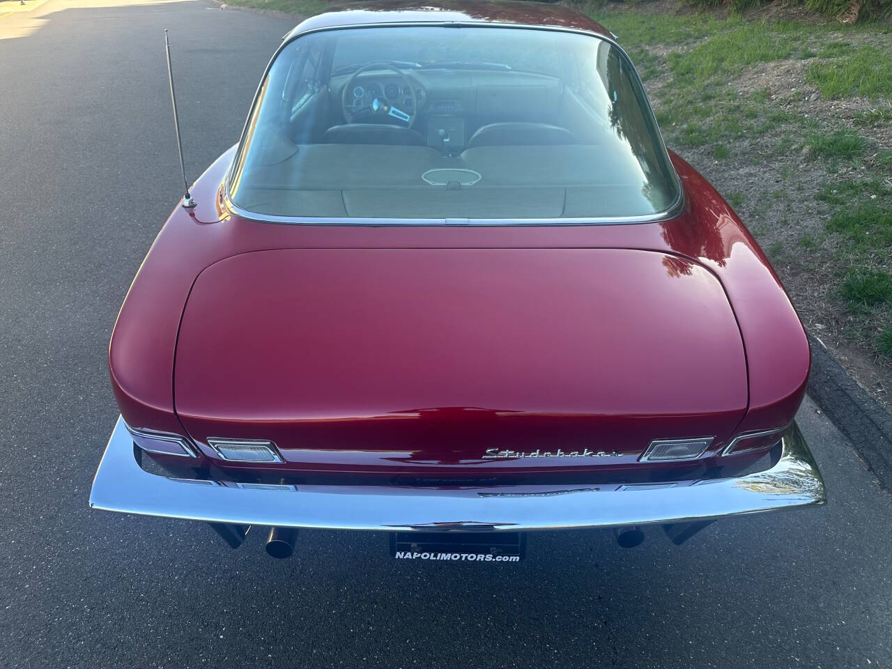 1963 Studebaker Avanti 13