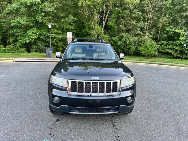 2011 Jeep Grand Cherokee Overland photo 11