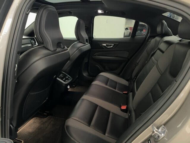 2020 Volvo S60 T5 R-Design