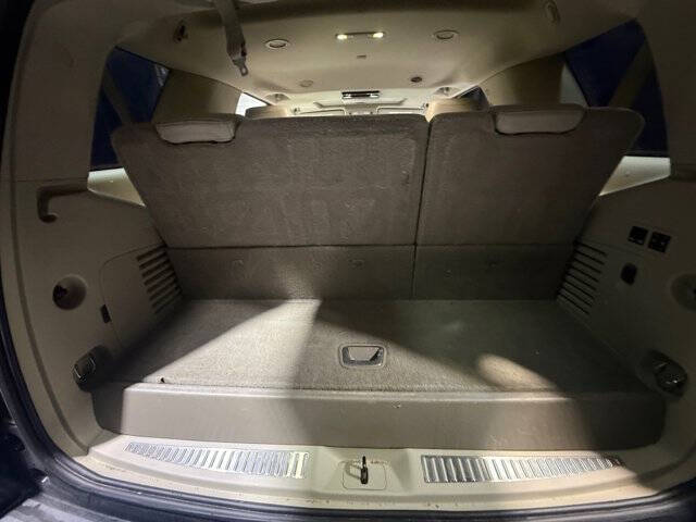 2016 Cadillac Escalade Luxury Collection