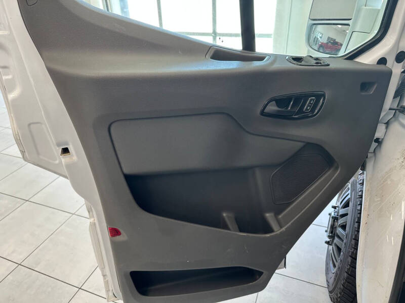 2022 Ford Transit