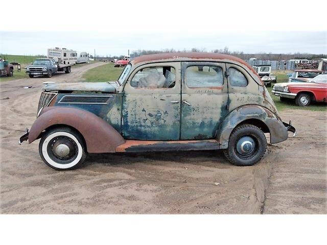 1937 Ford 4 door slant back