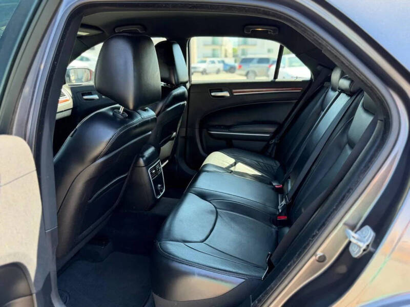 2014 Chrysler 300