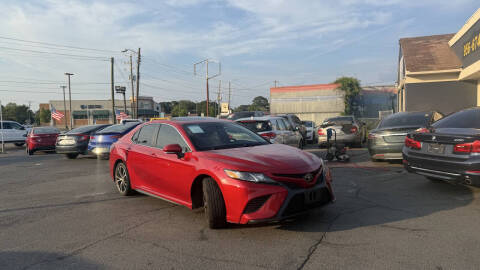 2020 Toyota Camry SE