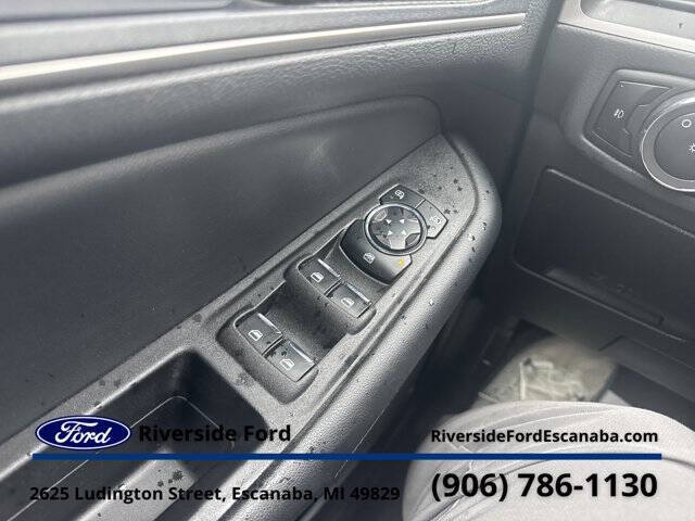 2023 Ford Edge