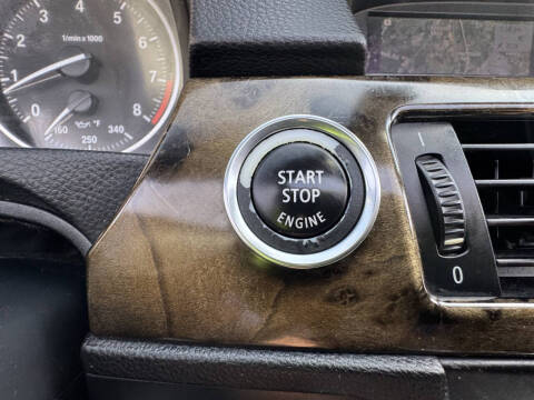 2010 BMW 3 Series 328i