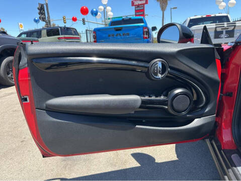 2019 MINI Convertible Cooper