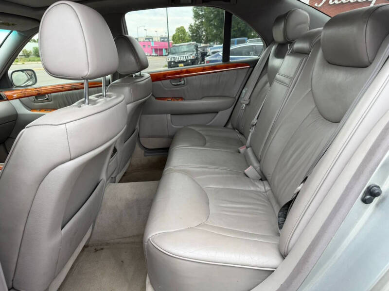 2002 Lexus LS 430