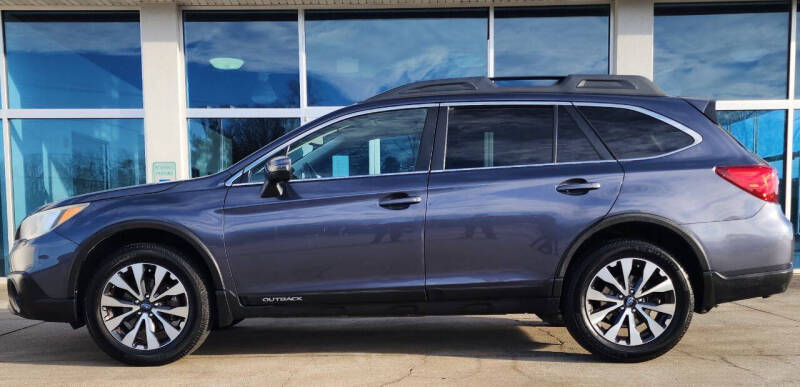 2015 Subaru Outback Limited's photo