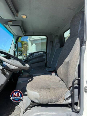 2020 Isuzu NPR-HD