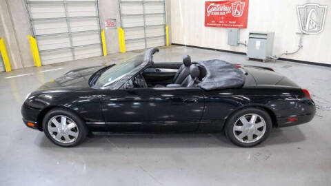 2002 Ford Thunderbird Deluxe