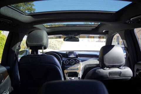 2019 Mercedes-Benz GLC GLC 300