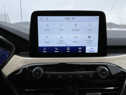 2022 Ford Escape Titanium