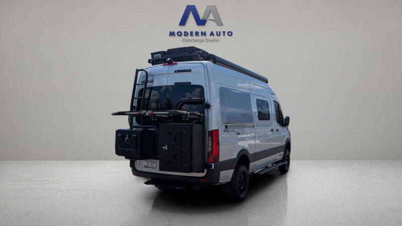 2022 Mercedes Sprinter Van Winnebago