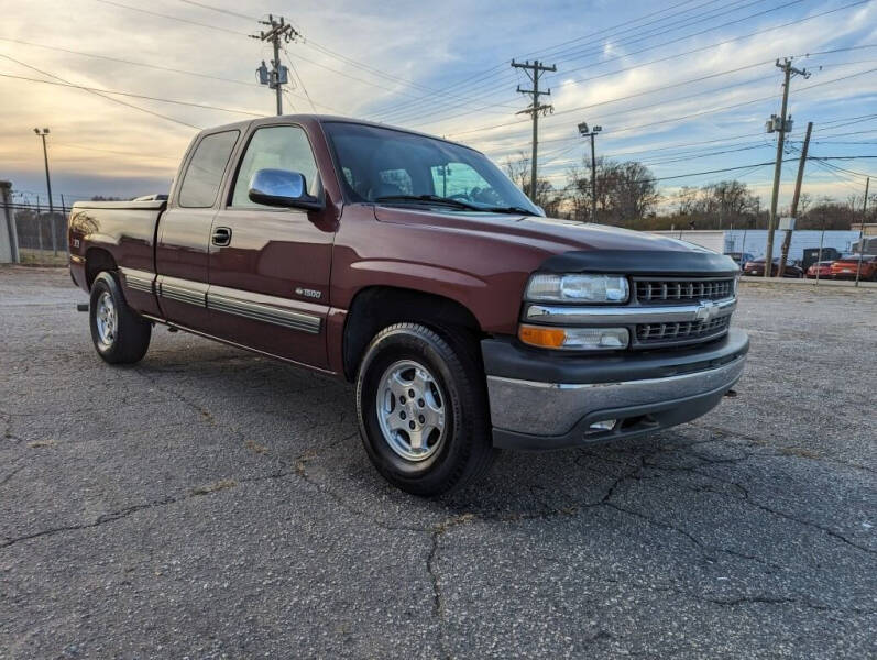 2000 Chevrolet Silverado 1500 LT Z71 4wd 4 dr for sale at Welcome Auto Sales LLC in Greenville SC