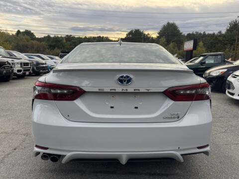 2024 Toyota Camry Hybrid XSE