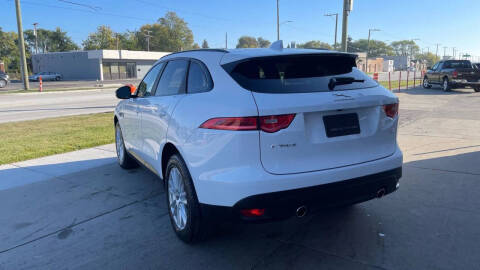 2017 Jaguar F-PACE 35t Prestige