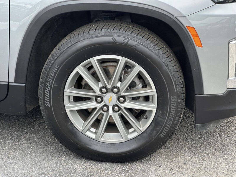2023 Chevrolet Traverse LT Cloth