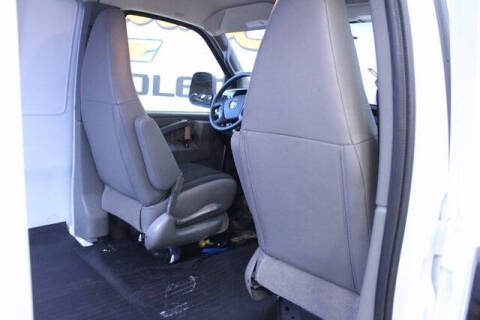 2025 Chevrolet Express 3500