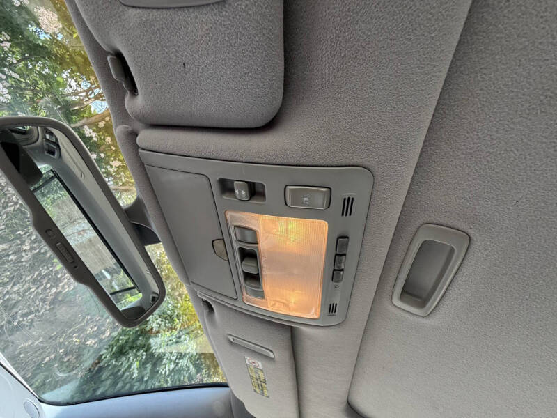 2004 Lexus LS 430