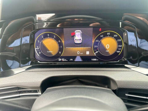 2024 Volkswagen Golf GTI 380 SE