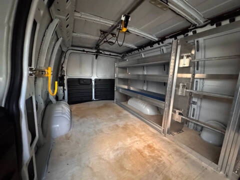 2025 Chevrolet Express 2500