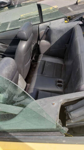 2002 Ford Mustang Deluxe