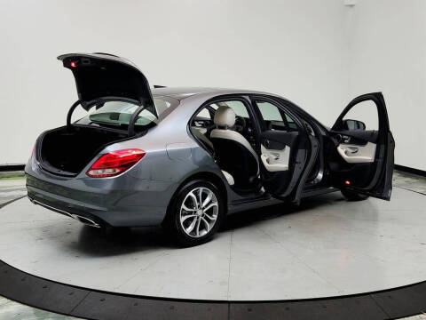 2017 Mercedes-Benz C-Class