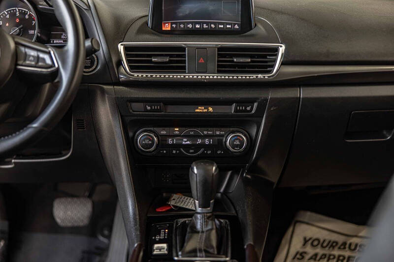 2017 Mazda MAZDA3 Grand Touring