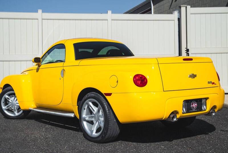 2005 Chevrolet SSR LS