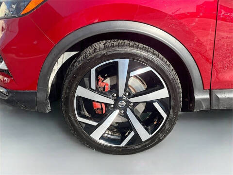 2022 Nissan Rogue Sport SL