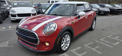 2017 MINI Hardtop 4 Door for sale at GEORGIA AUTO DEALER LLC in Buford GA
