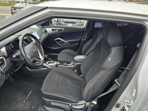 2017 Hyundai Veloster Value Edition