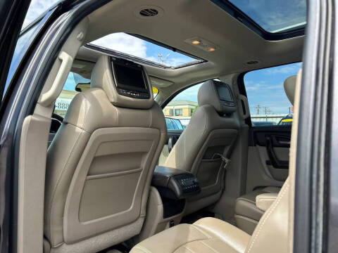 2016 GMC Acadia Denali