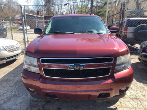 2009 Chevrolet Suburban for sale at Six Brothers Mega Lot in Youngstown OH