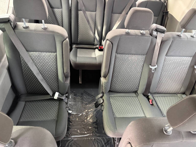 2023 Ford Transit 350 XLT