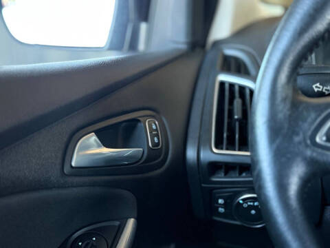 2018 Ford Focus Titanium