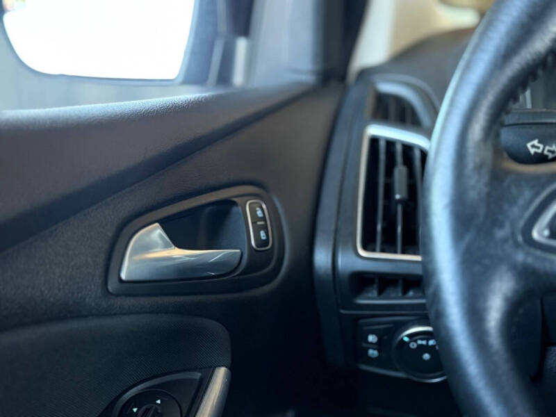 2018 Ford Focus Titanium