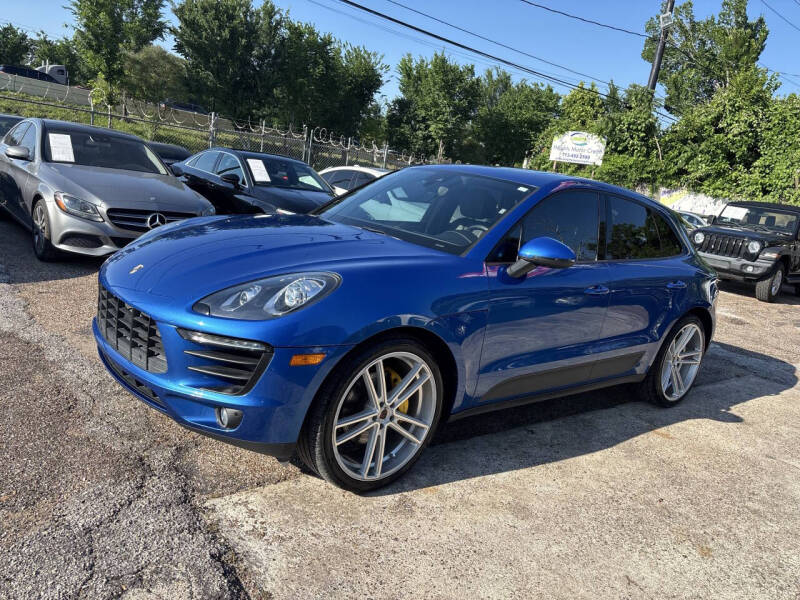 2017 Porsche Macan