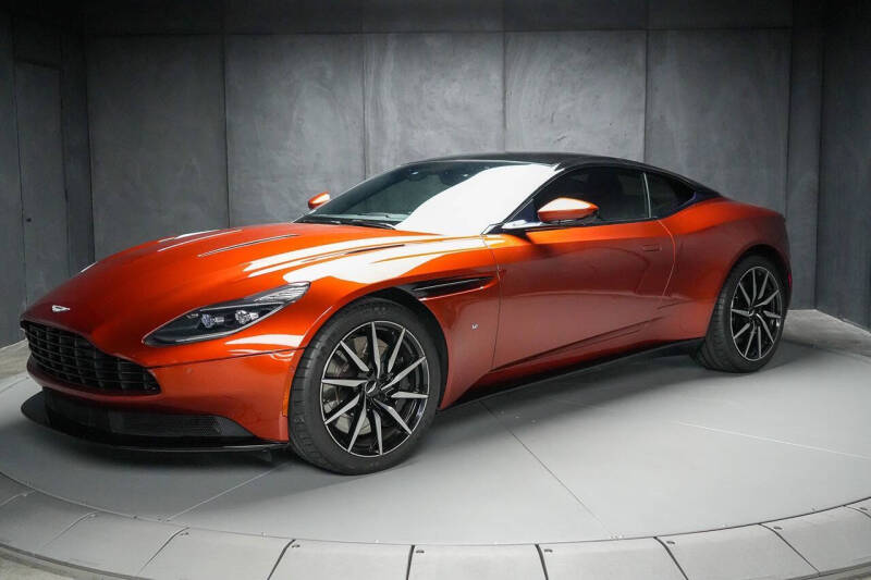 2017 Aston Martin DB11