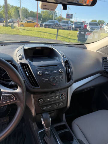 2017 Ford Escape S