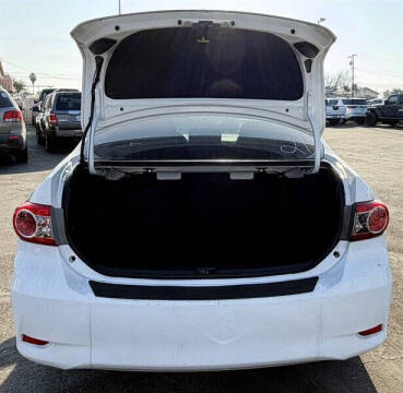 2012 Toyota Corolla LE